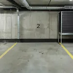 I - Z Parkingiem *