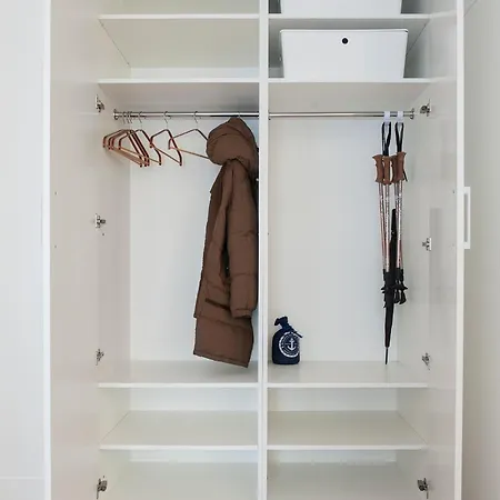 I - Z Parkingiem Apartment