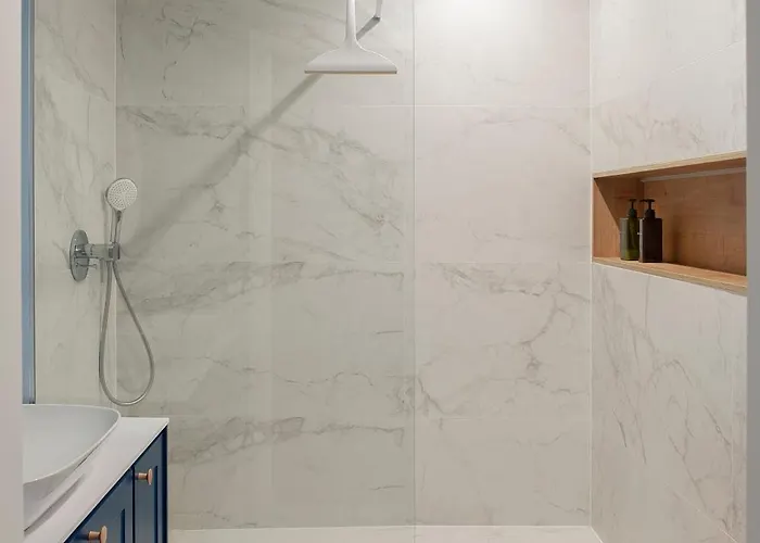 I - Z Parkingiem Apartament *